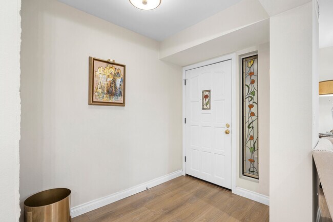 Photo - 236 N Louise St Unit 109