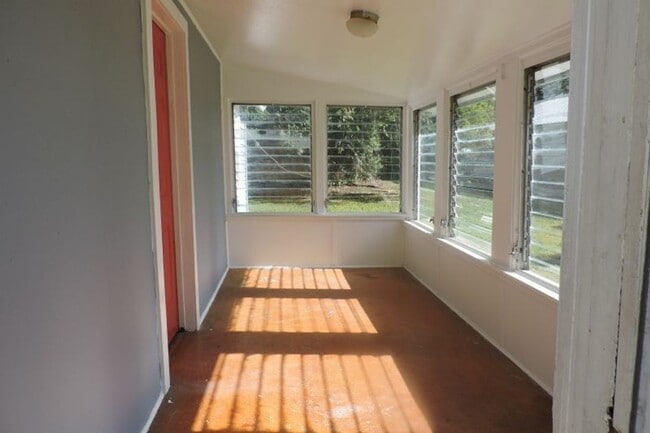 Photo - 3204 Silver Lake Dr