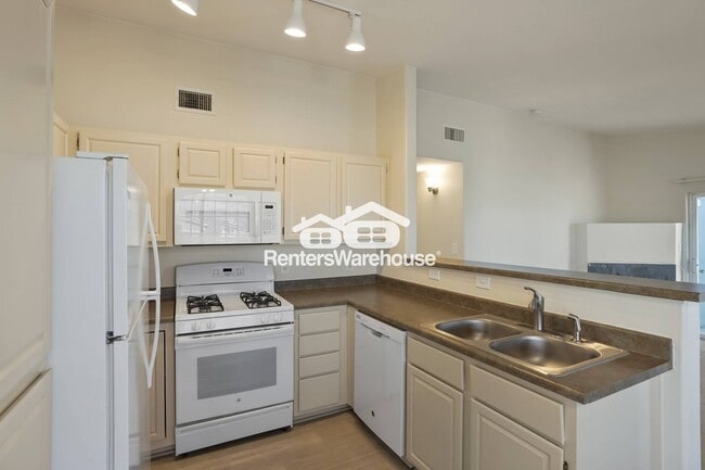 Photo - 3846 E Canyon Ranch Rd Unit 203