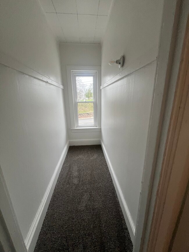 almacenamiento - 739 N George St Unidad 2