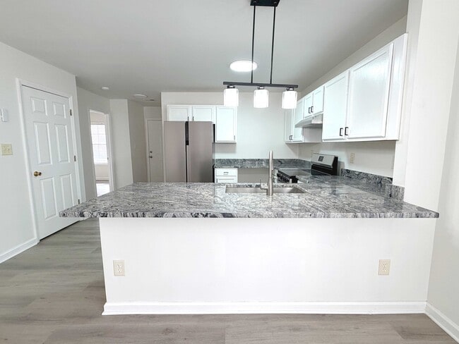 Photo - 6010 Newhall Rd