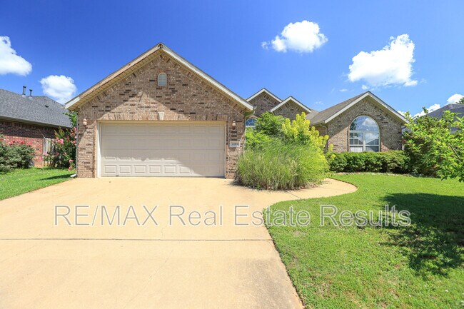 Photo - 3104 SW Tunica Ave