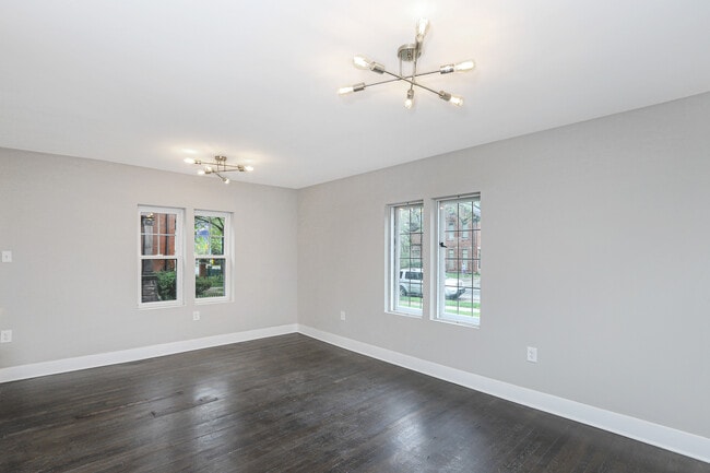 Living Room - The Mason