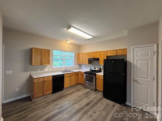 Photo - 1525 Braveheart Ln