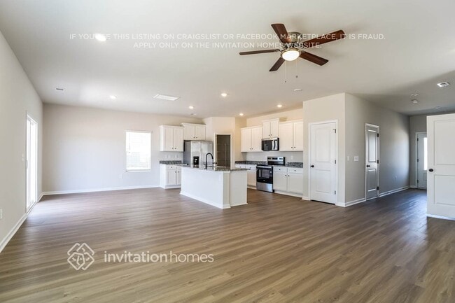 Photo - 3355 Fox Hall Dr
