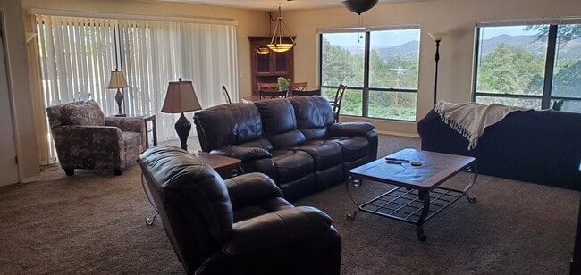 Photo - 2057 Heavenly Pl