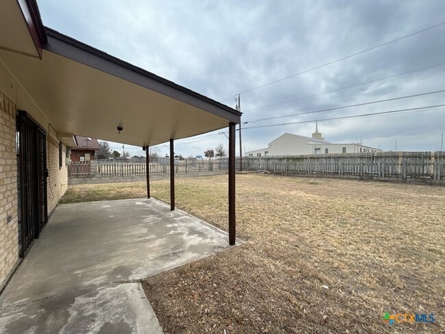 Building Photo - 3422 Chisholm Trail