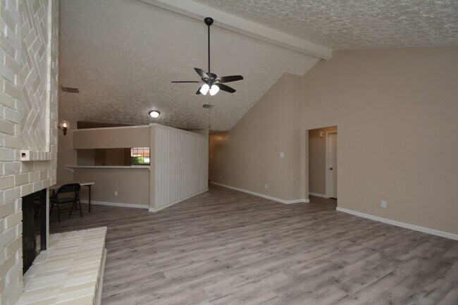 Photo - 16335 Quail Echo Dr