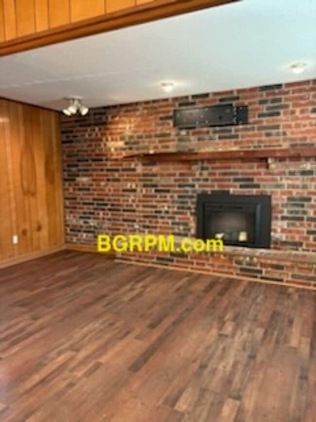 Photo - 6 Waterfront Dr