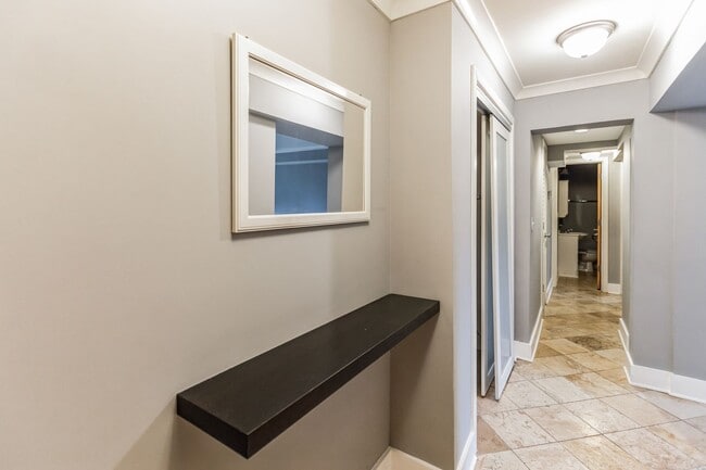 Photo - Cozy & bright 1 Bd/1Bth condo in Brookland House Condominium!