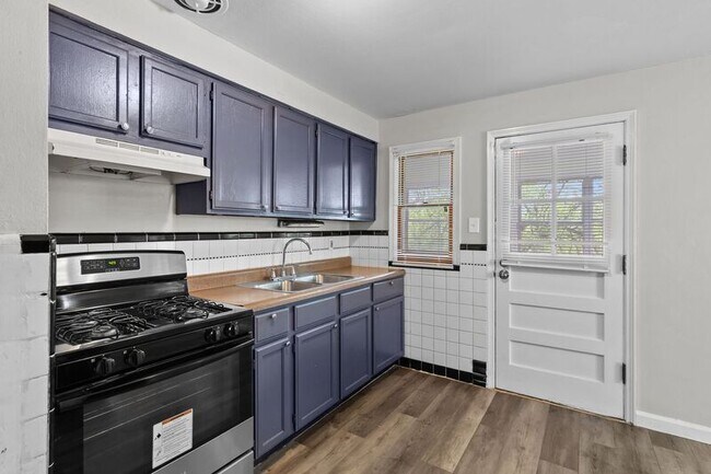 Photo - 10347 Ewell Dr