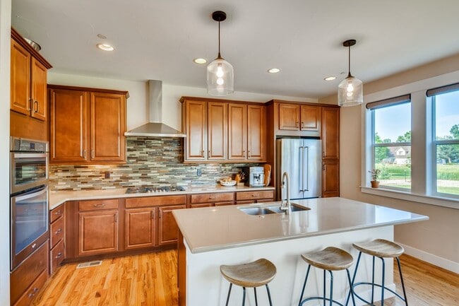 Building Photo - Spacious 5 BDR Family Home in Niwot