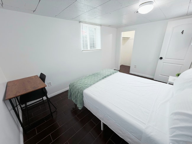 Photo - 1711 S 1300 E