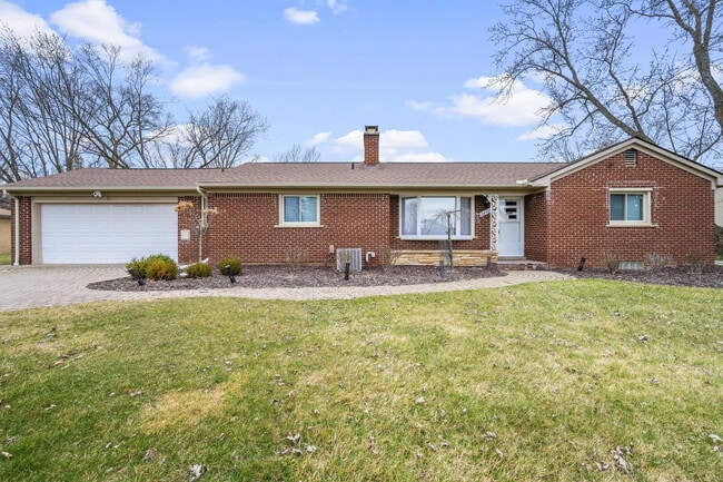 Building Photo - 24955 Lakeland St
