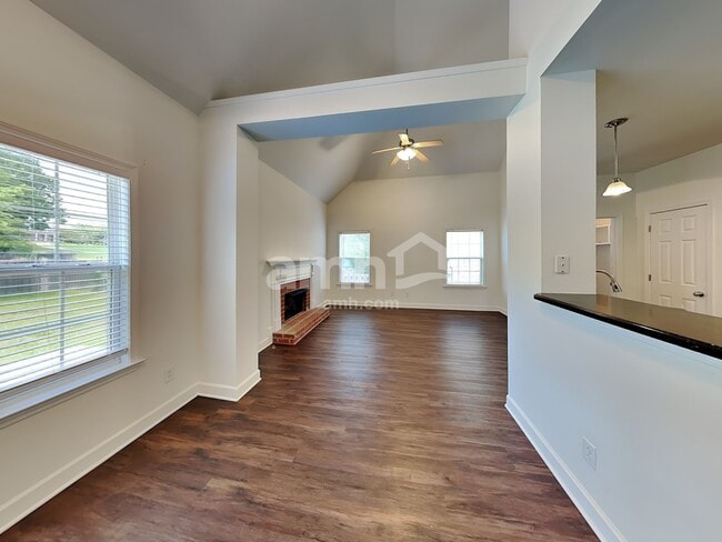 Photo - 2043 Keene Cir