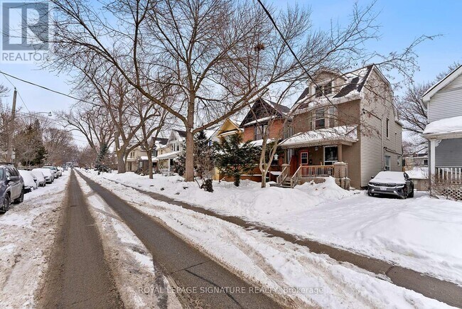 Photo - 41 Hastings Ave