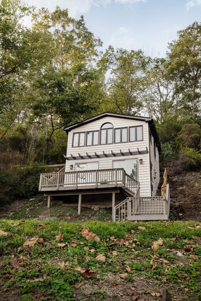 Photo - 730 Bennys Bch Rd