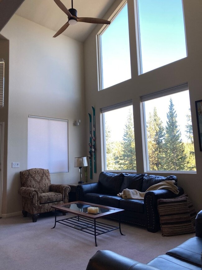 Photo - Bright and updated 3 bedroom with loft, In Unit Washer & Dryer, Large windows