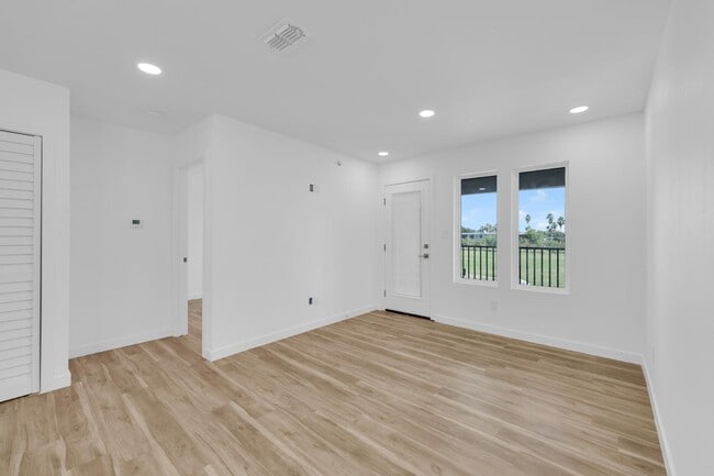 Photo - 2515 Gamez Dr