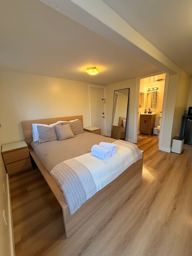 Photo - 1295 Foothill Dr Unit Studio