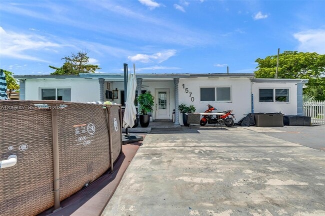 Photo - 1570 NW 132nd St