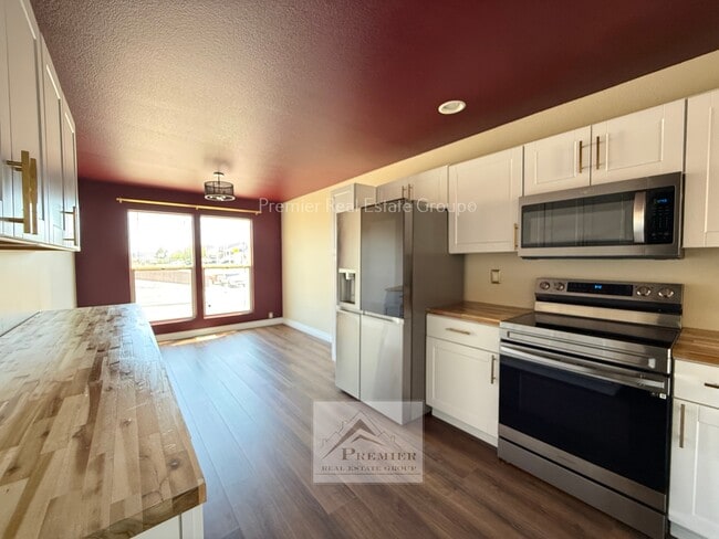 Photo - 7972 Brocket Ln