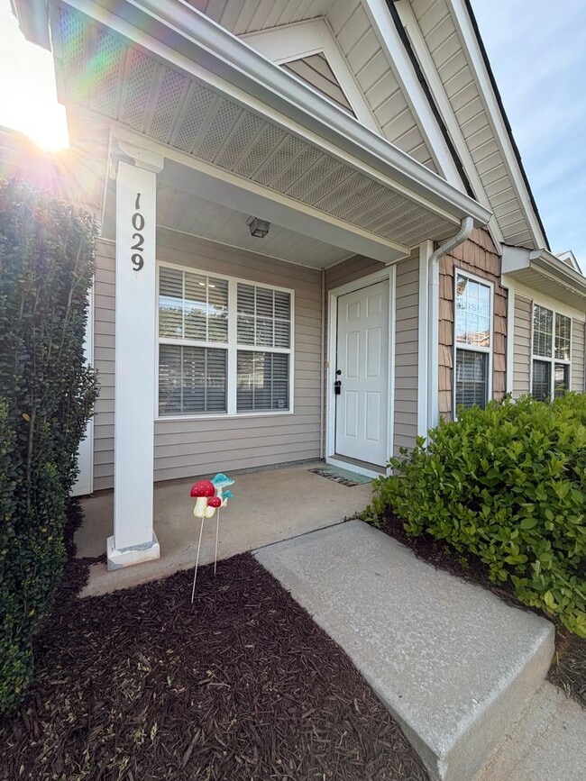 Photo - Exclusively Offered By Muse Realty, LLC