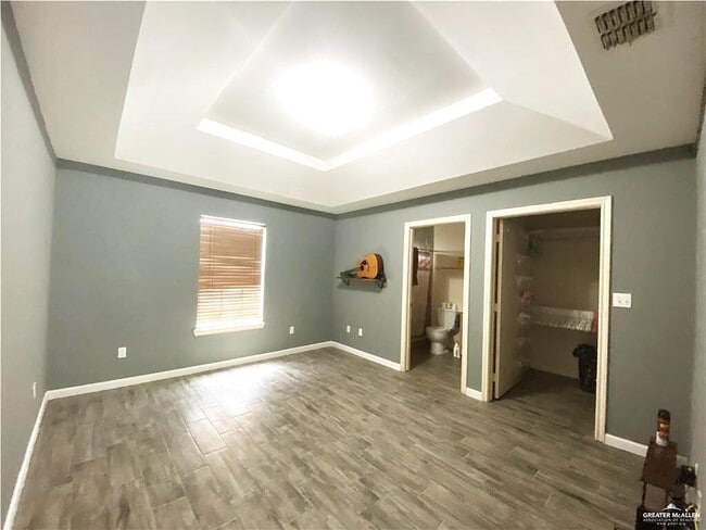 Photo - 11 Ibis Ave
