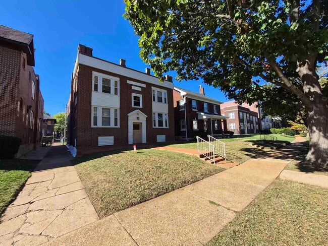 Building Photo - 6321 Cates Ave Unit 1e