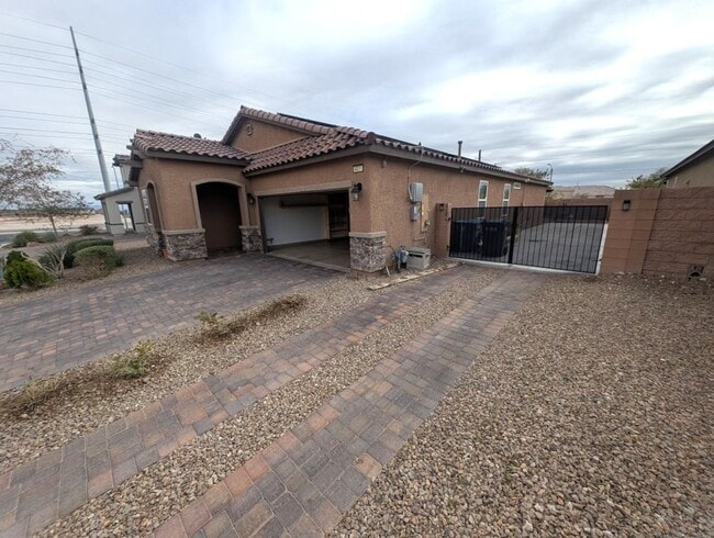 Photo - 4811 Shady Chestnut Ct