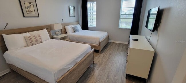 Photo - 4445 Shiva Loop