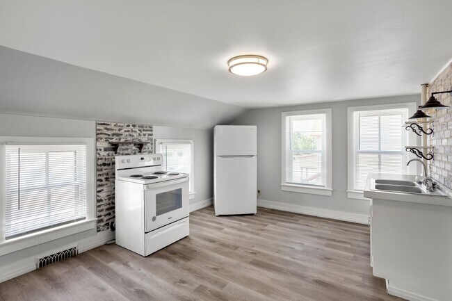 Photo - 1314 22nd St Unit Upper