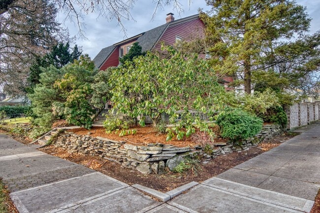 Photo - In the heart of Downtown Vancovuer