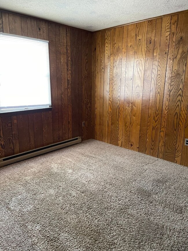 Photo - 2 bedroom 1 bathroom apartment for rent