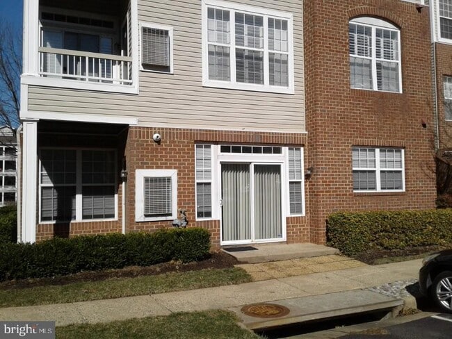 Photo - 4200 Mozart Brigade Ln Apartamento Unidad 4200C