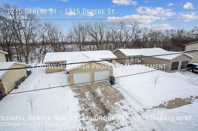 Building Photo - 1215 Depere St Unit 1215 Depere St.