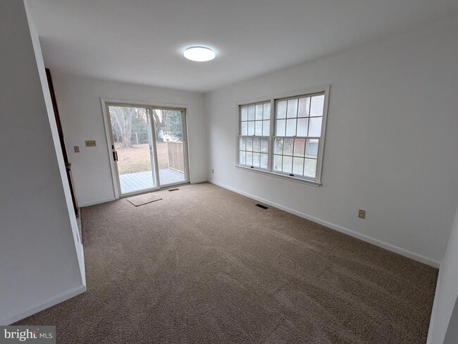 Building Photo - 2626 Cecil Dr