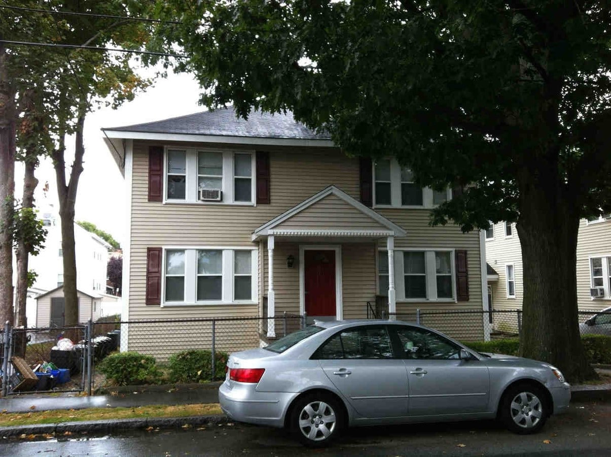 Primary Photo - 66 Safford St