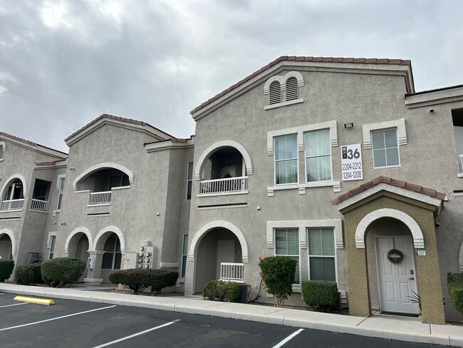 Building Photo - 2 BEDROOM CONDO IN SOUTHWEST LAS VEGAS CONDO