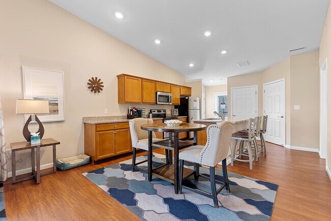 Photo - Redwood Noblesville Harewood Drive N