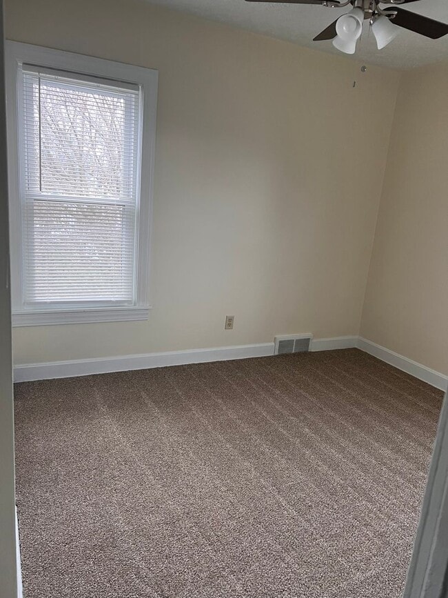 Photo - 119 Olive St
