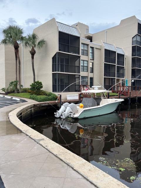 Building Photo - 8 Royal Palm Way Unit 1070 Rental