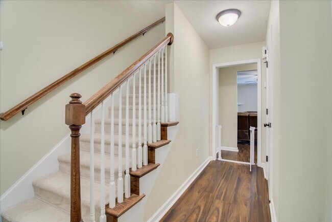 Photo - 3149 Bilston Dr