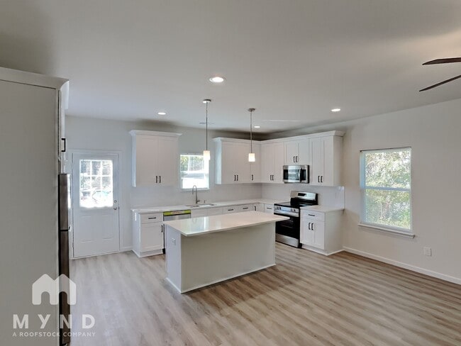 Photo - 220 E Boston Ave