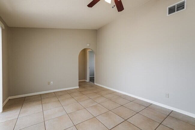 Photo - 3406 SW 6th Ave