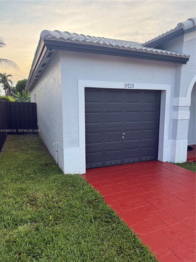 Photo - 9128 SW 162nd Pl