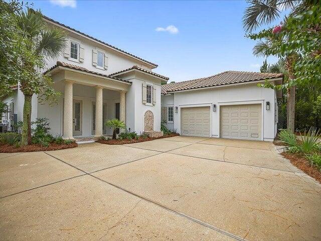 3161 Club Dr