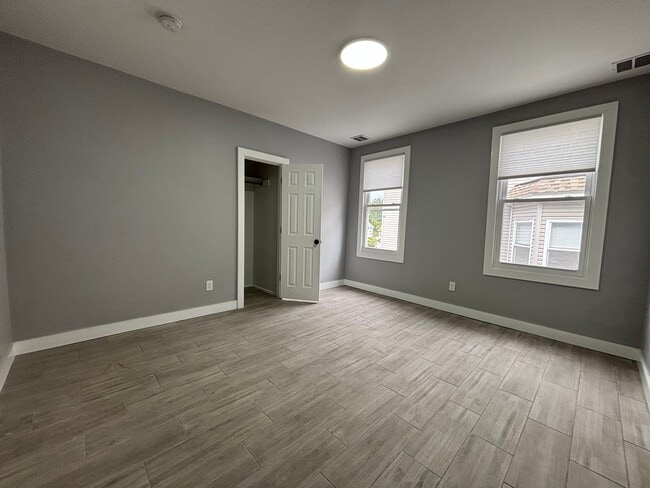 Photo - 148 Chilton St