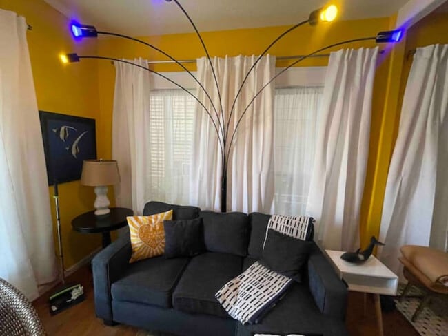2423 Avenue Q Unit SI ID1571062P