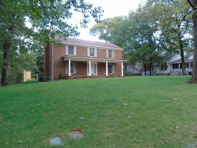 Photo - 3317 Lookout Dr SE